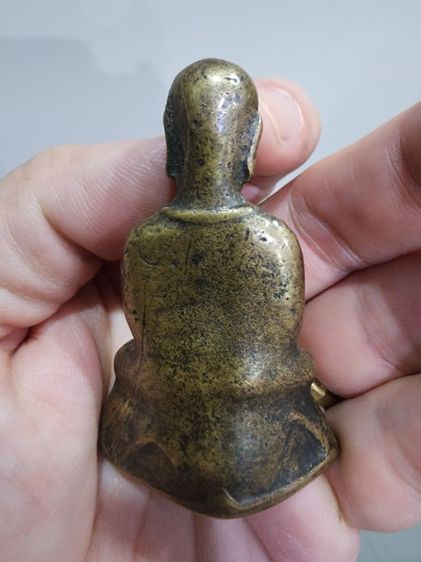 พระงั่งฐานดินอยุธยา พิมพ์ โล้นสร้อยสังวาลย์สบัดหน้า รูปที่ 2