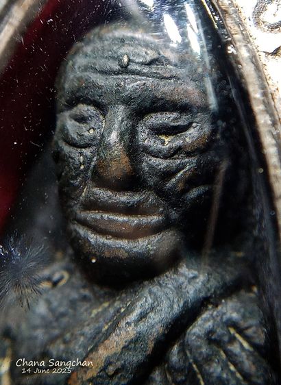 หลวงปู่ทวดเตารีดปี05 สภาพเก็บสวยผิวเดิมๆ  รูปที่ 4