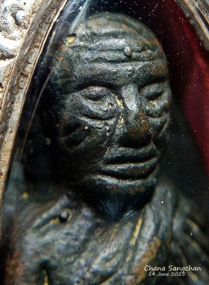 หลวงปู่ทวดเตารีดปี05 สภาพเก็บสวยผิวเดิมๆ  รูปที่ 3