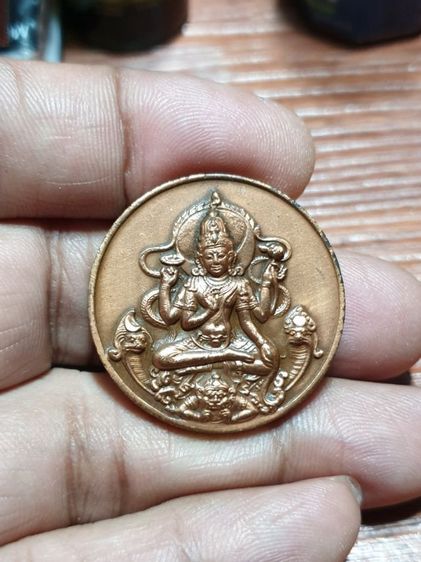 เหรียญจตุคามรามเทพ มหาเทพพระนารายณ์ รุ่น สัจจะอธิษฐาน บุโรพุทโธ (หมอลักษณ์ฟันธง) ปี 2550 ขนาด 3.2ซม. รูปที่ 3