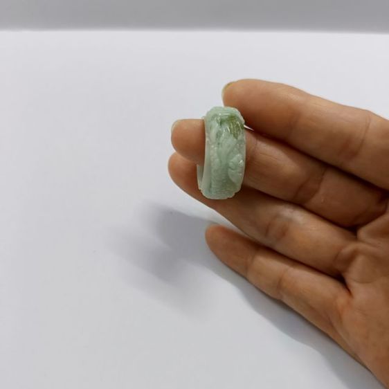 แหวนหยกแท้แกะสลักลายมังกร รูปที่ 3