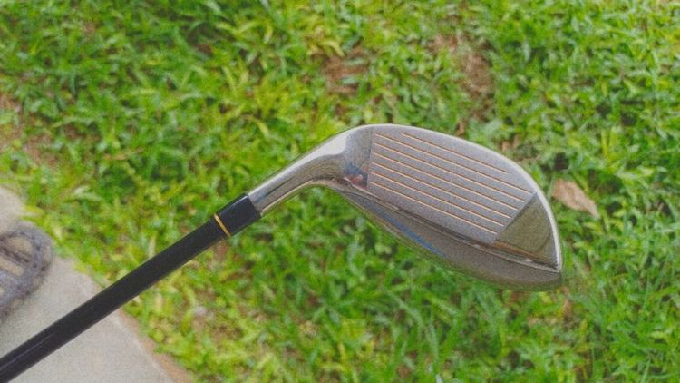 ชุดใหญ่พร้อมออกรอบ Katana Sword ไม้ 4  เหล็ก 8 รวม 12 อัน Flex R. ตีสบาย ได้ระยะ แถมถุง นักเรียนกลับประเทศ ฝากไว้ สภาพดี ทุกอย่าง สวยงามครับ รูปที่ 17