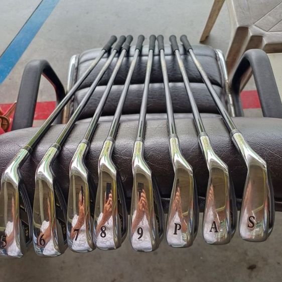 ชุดใหญ่พร้อมออกรอบ Katana Sword ไม้ 4  เหล็ก 8 รวม 12 อัน Flex R. ตีสบาย ได้ระยะ แถมถุง นักเรียนกลับประเทศ ฝากไว้ สภาพดี ทุกอย่าง สวยงามครับ รูปที่ 2