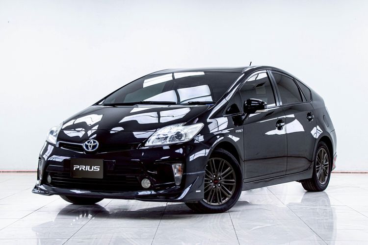 Toyota Prius 2013 1.8 TRD Sportivo Sedan ไฮบริด ไม่ติดแก๊ส เกียร์อัตโนมัติ ดำ รูปที่ 4