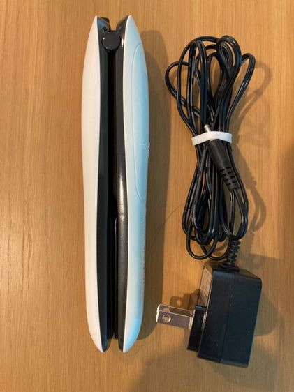 MUJI Chargeable Cordless Straightener Hair Iron for travel