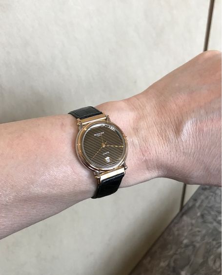  ลดราคา Rochas นาฬิกาแบรนด์สวิสแท้ งานดี มีดีไซน์ สภาพดี เครื่อง quartz รูปที่ 6