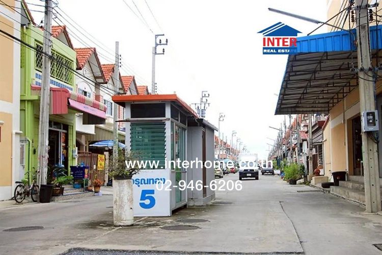 ไม่ใช่ ทาวน์เฮ้าส์ 2 ชั้น 18 ตร.ว. หมู่บ้านอรุณทอง5 ถนนเพชรเกษม69 ถนนเลียบคลองภาษีเจริญฝั่งเหนือ เขตหนองแขม กรุงเทพมหานคร