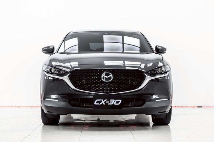 Mazda CX-30 2020 2.0 SP Utility-car เบนซิน ไม่ติดแก๊ส เกียร์อัตโนมัติ ดำ รูปที่ 4