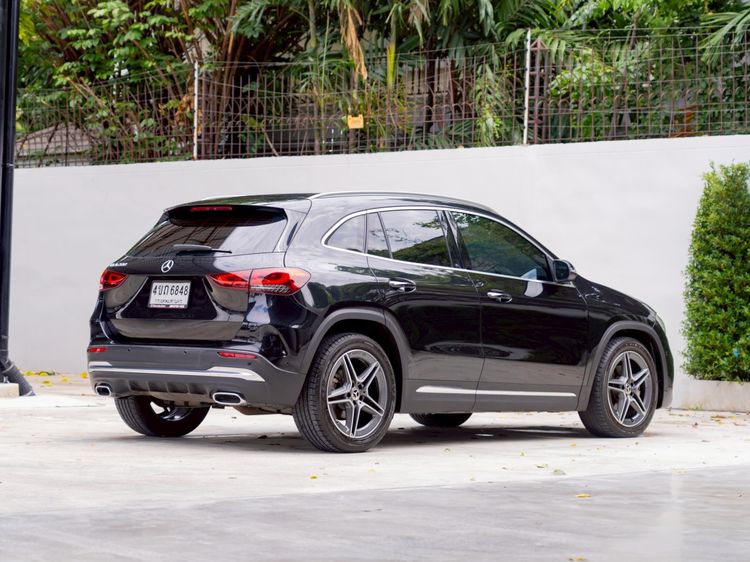 Mercedes-Benz GLA-Class 2020 GLA200 Utility-car เบนซิน ไม่ติดแก๊ส เกียร์อัตโนมัติ ดำ รูปที่ 4