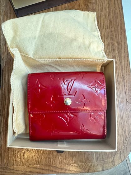 หญิง แดง อื่นๆ อื่นๆ Louis Vuitton Monogram Vernis