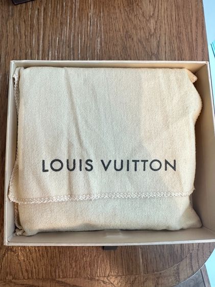 Louis Vuitton Monogram Vernis รูปที่ 3