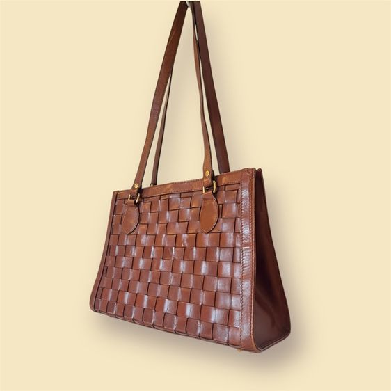 กระเป๋าสะพายหนังแท้ สานลาย รูปที่ 2