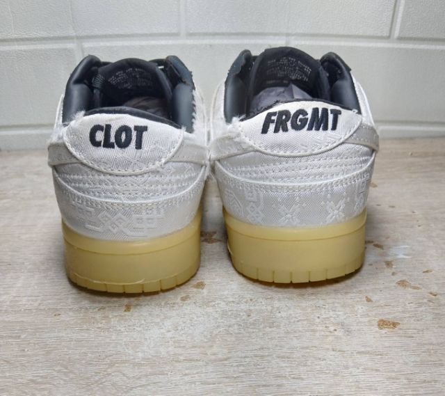 รองเท้าผ้าใบ Nike เบอร์43 ยาว 27cm สภวัง รูปที่ 4