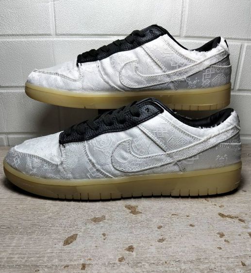 ขาว UK 9 | EU 43 1/3 | US 9.5 รองเท้าผ้าใบ Nike เบอร์43 ยาว 27cm สภวัง