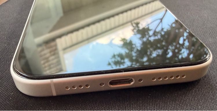 ขาย iPhone 16 Plus 256GB White อุปกรณ์ครบ รูปที่ 6