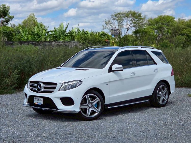 รถ Mercedes-Benz GLE-Class GLE500 สี ขาว