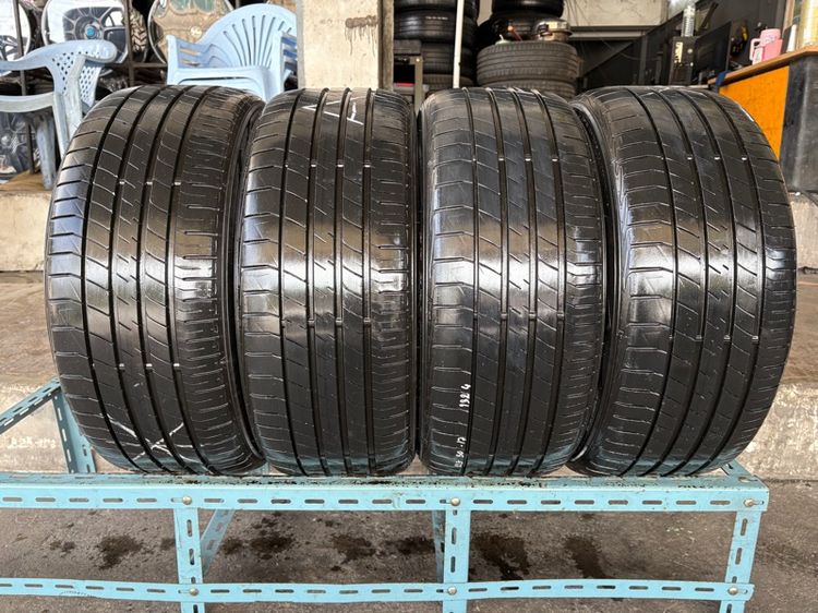 ยางDUNLOP225-50-17 ปี24 ปีแท้ 