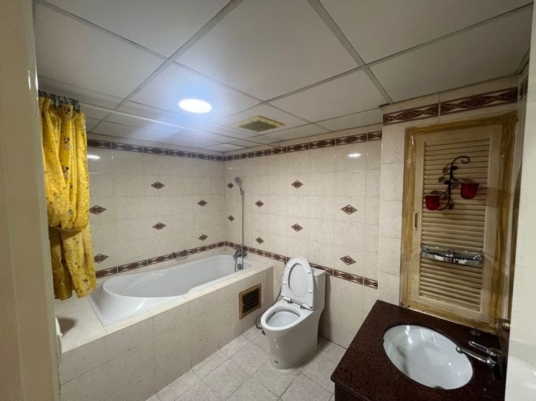 ตกแต่งครบ อื่นๆ สร้างเสร็จก่อน 2010 ไม่อนุญาต เช่าคอนโดไพร์มสวีท สุขุมวิท18 รูปที่ 3