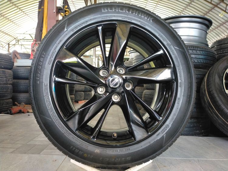 17" แม็กนิสสัน ขอบ17 สีอบpowder coat พร้อมยางblackhawk 215 55 17 ปี24 ยางสวยทุกเส้น ตุ่มหน้ายางยังอยู่ ใส่ทีน่า เทียน่า จุ๊ค รุ่นอื่นๆ 5 รู114