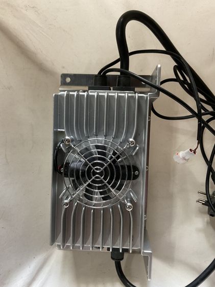 เครื่องชาร์จแบตลิเที่ยม 25A 58.8V ของใหม่ ใช้ดี รูปที่ 6