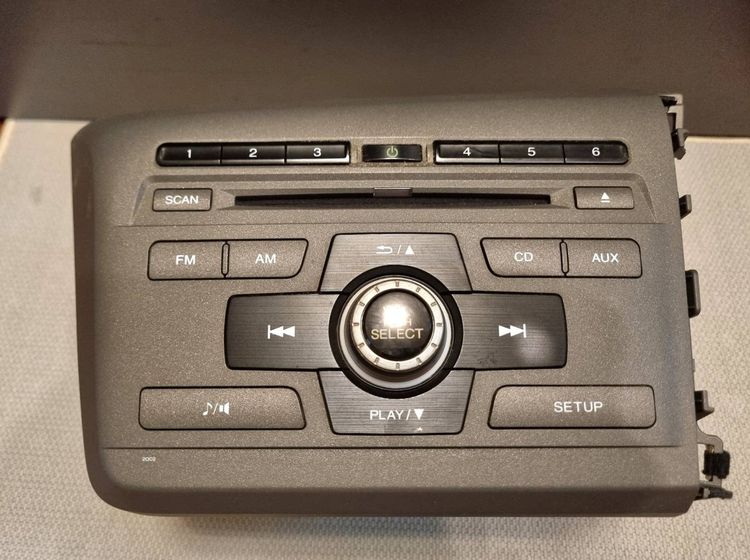 วิทยุติดรถยนต์ HONDA Civic FB ติดรถ สภาพดี