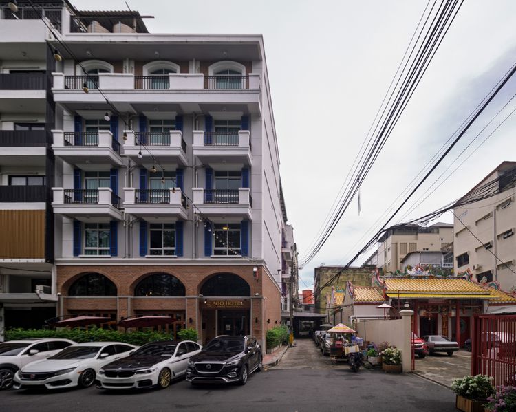 ทำเลทอง 2 คูหา ทะลุถึงกัน มีลิฟต์ รีโนเวทใหม่ ตลาดน้อย–เยาวราช ใกล้ MRT 500 ม.