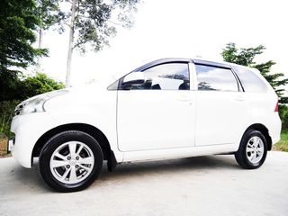 TOYOTA AVANZA 1.5 G (TOP) (Minor Change) VVT-i AT ปี 2013 