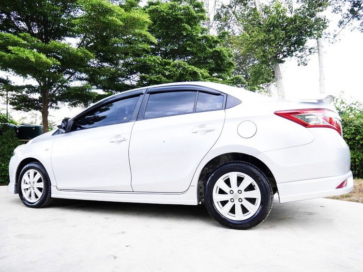Toyota Vios 2013 1.5 E Sedan เบนซิน ไม่ติดแก๊ส เกียร์อัตโนมัติ บรอนซ์เงิน รูปที่ 3