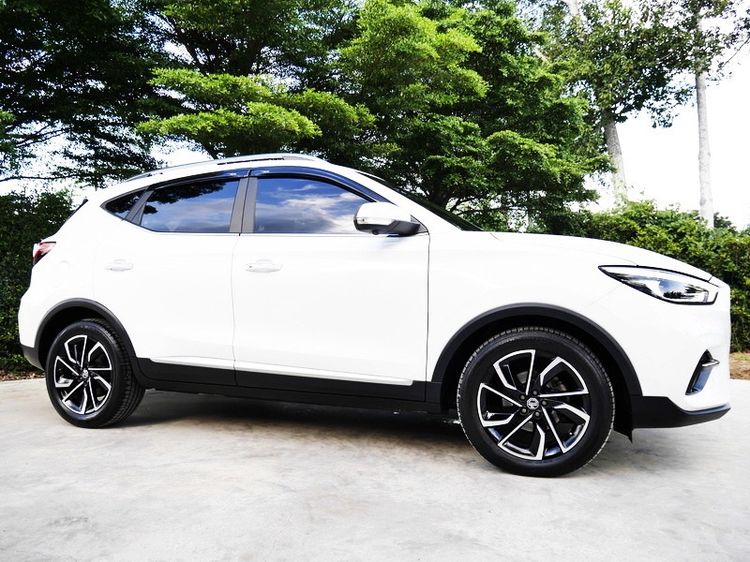 MG ZS 2020 1.5X+ Sunroof Utility-car เบนซิน ไม่ติดแก๊ส เกียร์อัตโนมัติ ขาว รูปที่ 2