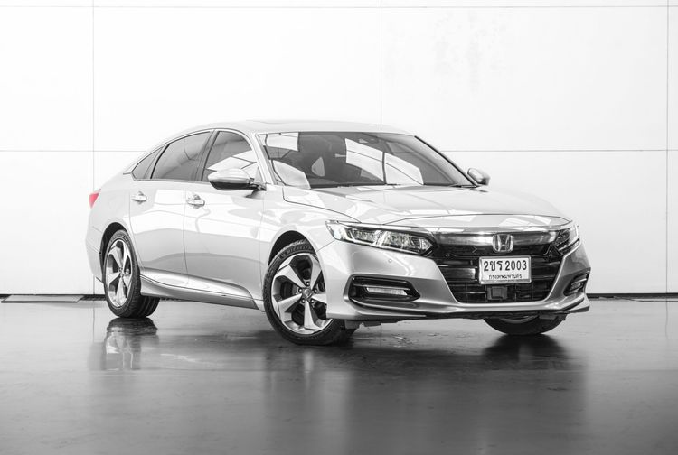 รถ Honda Accord 2.0 e:HEV Tech สี เทา