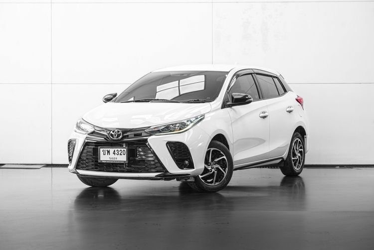 Toyota Yaris 2022 1.2 Sport Sedan เบนซิน ไม่ติดแก๊ส เกียร์อัตโนมัติ ขาว รูปที่ 2
