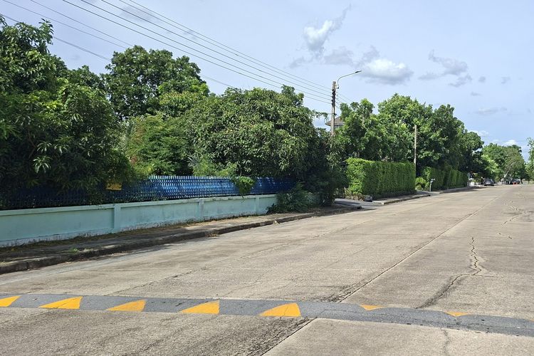 ไม่ใช่ ขายที่ดินแปลงสวย หมู่บ้านปัญญาเลคโฮม ถนนนิมิตใหม่ รูปที่ 2