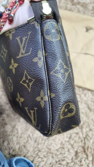 Louis Vuitton Monogram Pochette รูปที่ 5