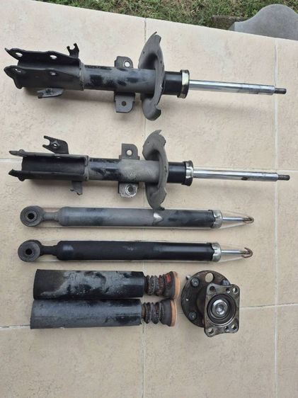 ขายรวม 1200 บาท โช้คแท้หน้าหลังสภาพใช้งานได้ปกติ
โช้คหลังซ้ายรั้ว ลูกปืนหลังขวารถ mazda2 ปี 2012 ราคาต่อรองได้ครับ รูปที่ 9