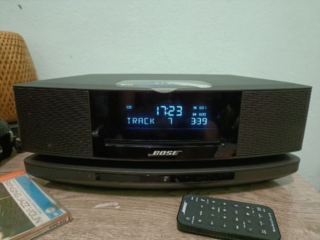 Bose wave music system IV พร้อมแท่น wireless