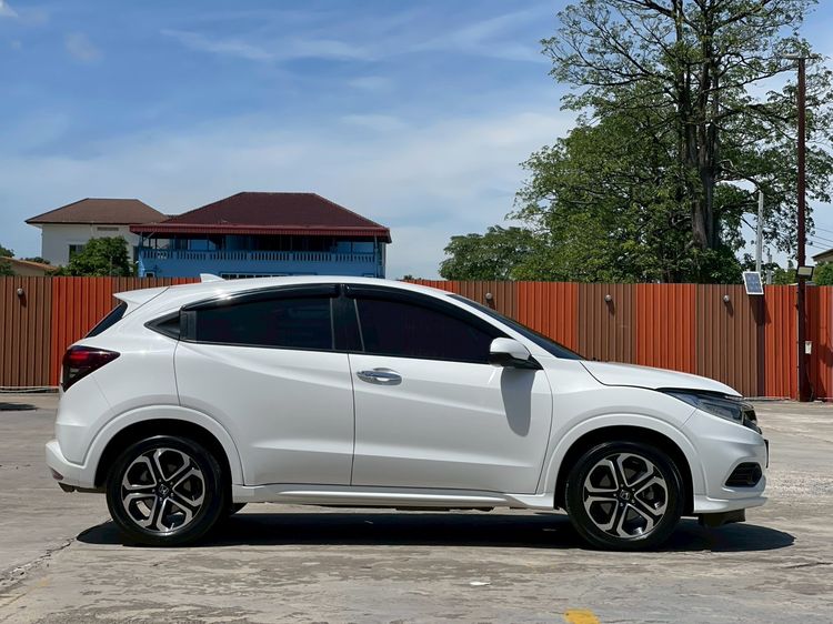 Honda HR-V 2018 1.8 EL Utility-car เบนซิน ไม่ติดแก๊ส เกียร์อัตโนมัติ ขาว รูปที่ 4