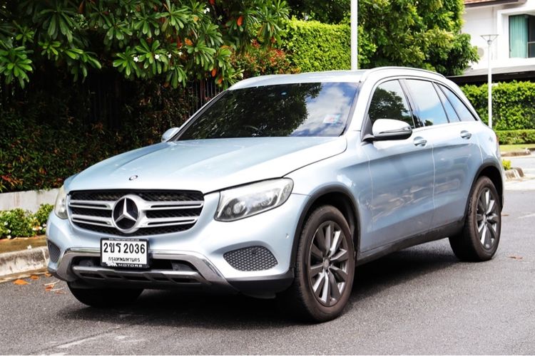 Mercedes-Benz GLC-Class 2017 GLC250d Utility-car ดีเซล เกียร์อัตโนมัติ เทา รูปที่ 2