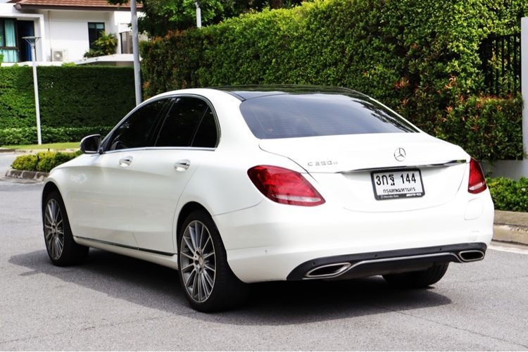 Mercedes-Benz C-Class 2017 C350 Sedan ปลั๊กอินไฮบริด (PHEV) เกียร์อัตโนมัติ ขาว รูปที่ 4