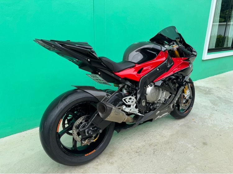 BMW S1OOORR 2016 สีดำแดง รูปที่ 3