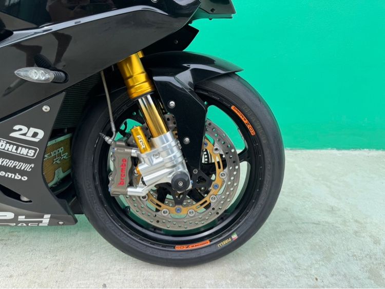 BMW S1OOORR 2016 สีดำแดง รูปที่ 8