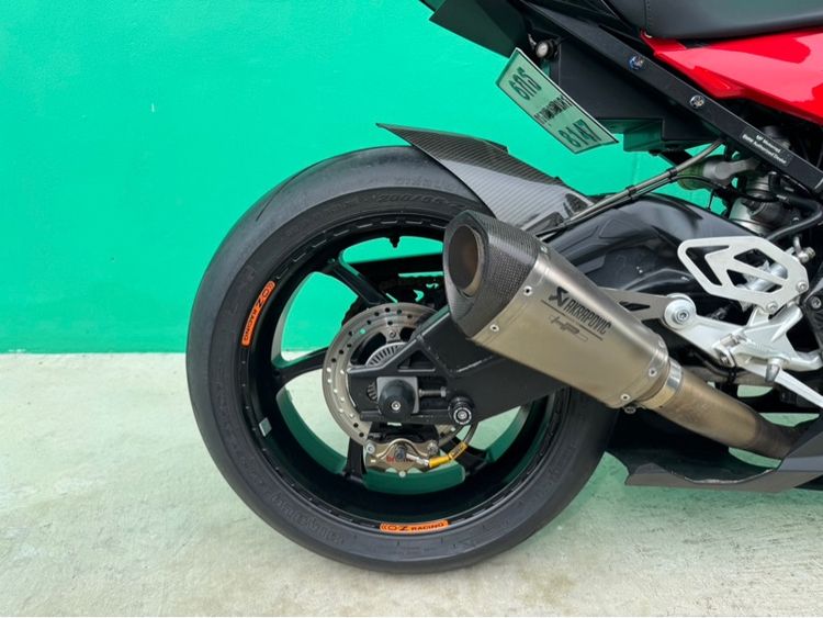 BMW S1OOORR 2016 สีดำแดง รูปที่ 11