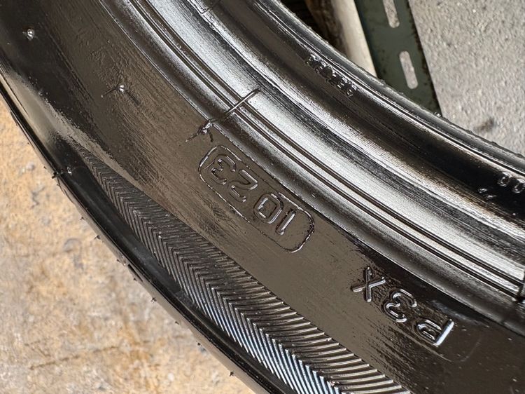 ยางBRIDGSTONE245-45-19 หลัง275-40-19 ปี23 ปีแท้  รูปที่ 10