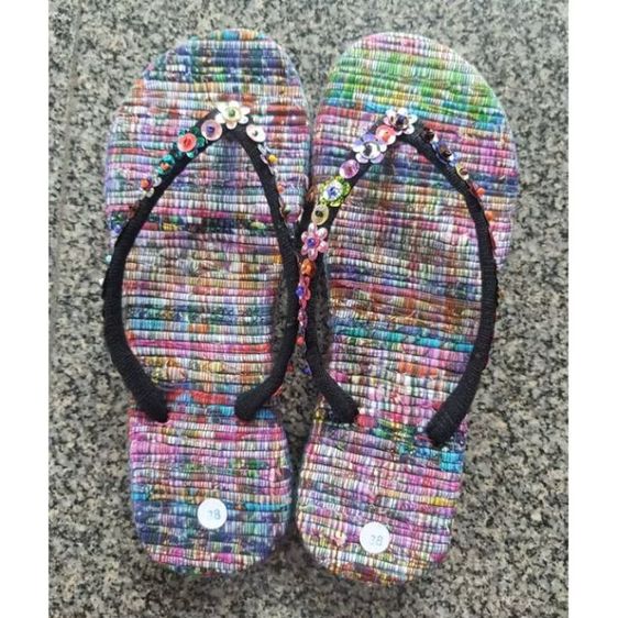 รองเท้าแตะ handmade ปักเลื่อม ปักลูกปัด 38 ไม่รวมส่ง คู่ละ 159 บาท รูปที่ 3