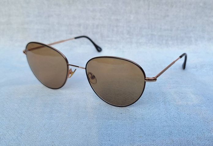 แว่นตาลักซ์ชัวรีแบรนด์อิสระจากออสเตรียที่โดดเด่นที่สุด ANDY WOLF เลนส์กระจกคริสตัลไฮ–คลาสญี่ปุ่น FLYING HORUS สีน้ำตาล–ตอร์ติญ่า...Authentic ANDY WOLF handcrafted in Morez, Jura Mountains, France
 รูปที่ 2