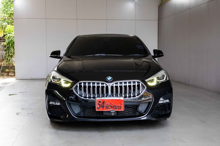 BMW Series 2 2021 220i Sedan เบนซิน ไม่ติดแก๊ส เกียร์อัตโนมัติ ดำ รูปที่ 2