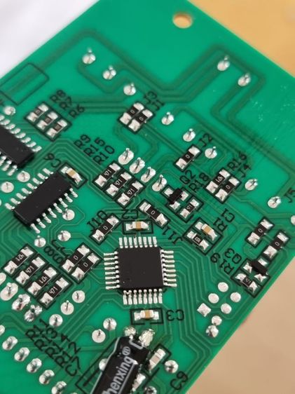 รับออกแบบวงจรอิเล็กทรอนิกส์ รูปที่ 7