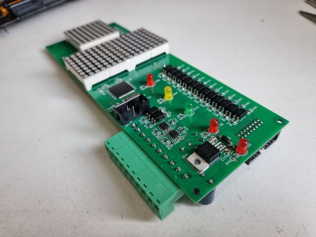 รับออกแบบวงจรอิเล็กทรอนิกส์ รูปที่ 9