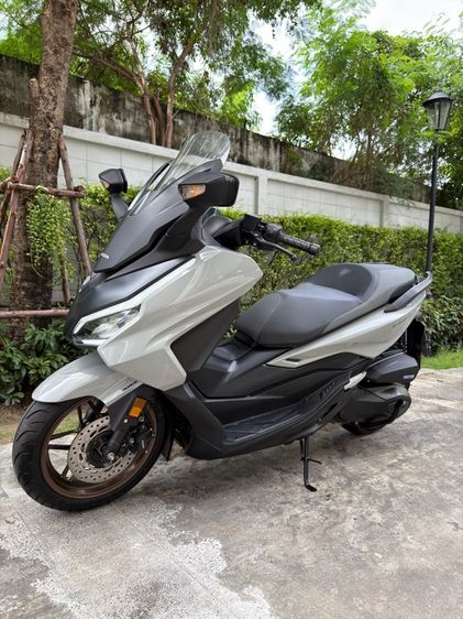 Honda forza 350 รูปที่ 3