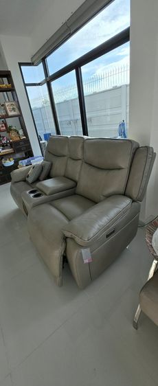 อื่นๆ ขายด่วน เก้าอี้ปรับเอน หนังนาโน สีเทา ปรับเอนนอนด้วยระบบไฟฟ้า ขนาด 2 ที่นั่ง 