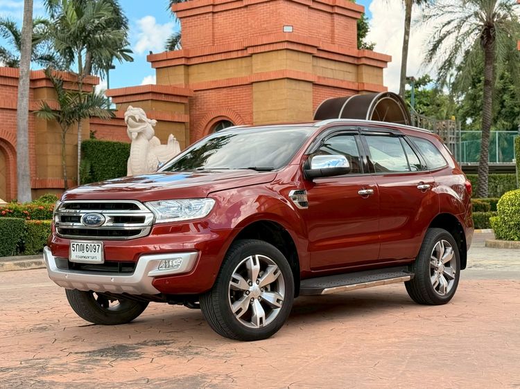 รถ Ford Everest 3.2 Titanium+ 4WD Navi สี แดง